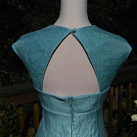 London Style Pencil Shape Dressy Dress - Picture 6 of 9